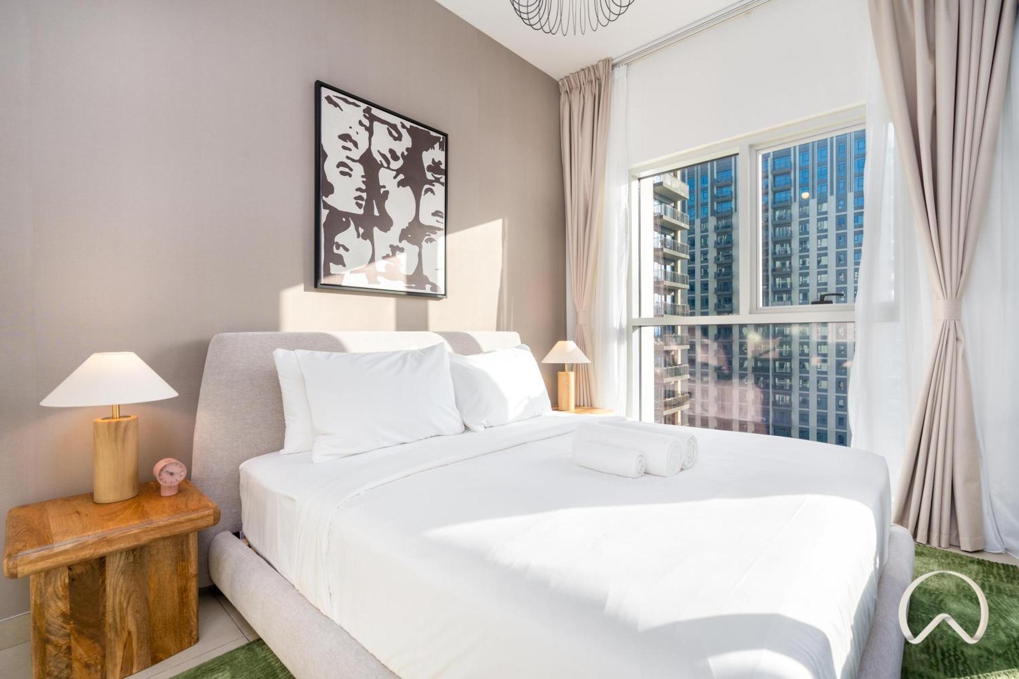 Apartment Oraya - Stylish 2br In Socio Tower 2 With Pool View Dubai